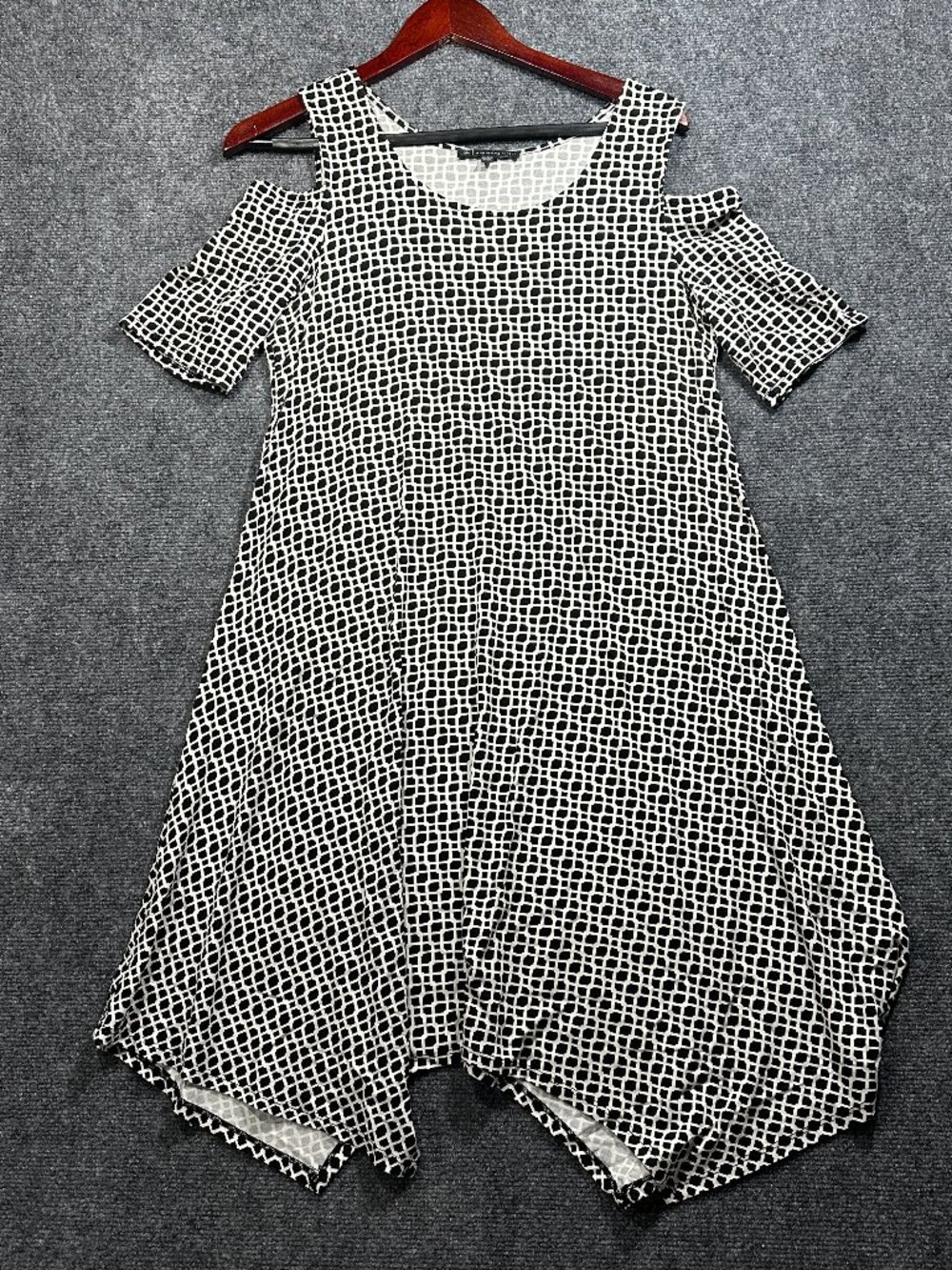 Adrianna Papell Dress Womens Small Knit Stretch Aline Swing Cold Shoulder Print
